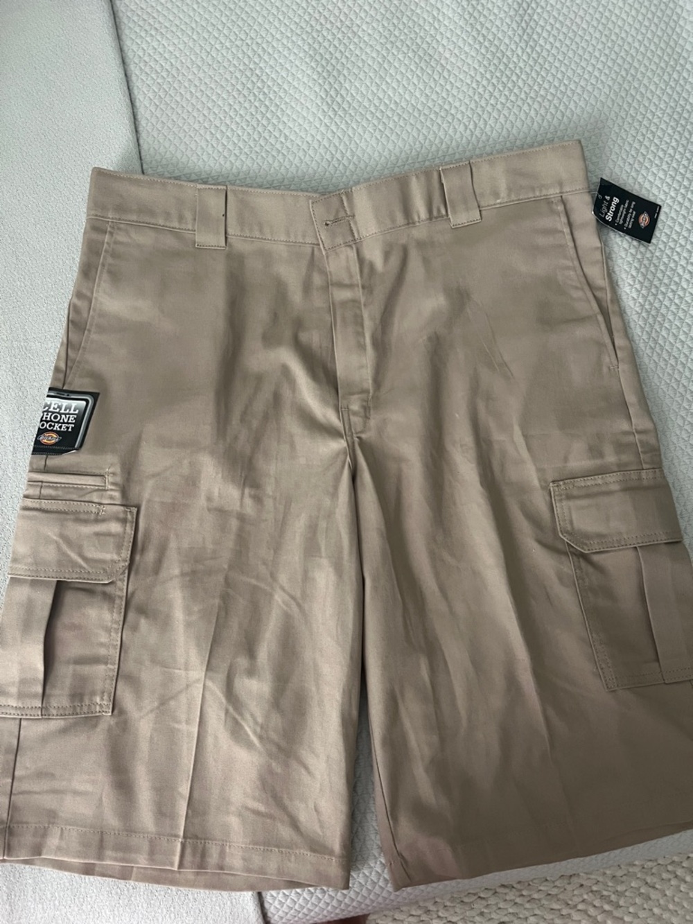 Dickies Men's Khaki Cargo Shorts with Utility Pockets Sz 40